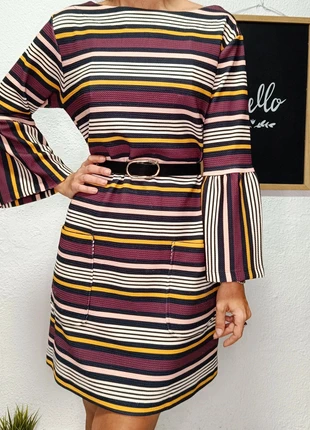 Vestido rayas oversize 🍷 mangas acampanadas/ Robe à rayures oversize à manches évasées, marca: Boutique Italiana, estado: Muy bueno, tamaño: Talla única, 20,00 €, 21,70 € Protección al comprador incluida