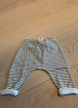 Broekje streep Petit Bateau maat 6m/67, marque: Petit Bateau, état: Bon état, taille: 3-6 mois / 62 cm, 10,00 €, 11,20 € Protection acheteurs incluse