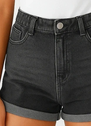 Calções Jeans Pretos Shein Teen (12-13 anos | EU 158), marca: Shein, estado: Muito bom, tamanho: XS / 34 / 6, €2.00, €2.80 inclui Proteção do Comprador