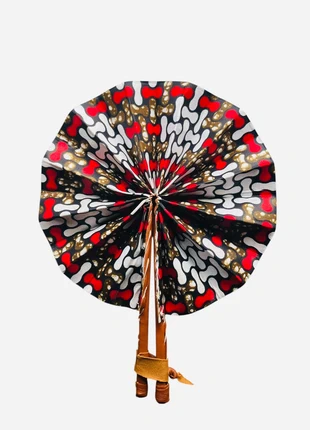 Éventail pliable, Tissu Wax, Made in Afrique (fait main), Rouge, Blanc, Noir & Doré - TU, merk: Africa, staat: Nieuw zonder prijskaartje, € 17,00, € 18,55 inclusief Kopersbescherming