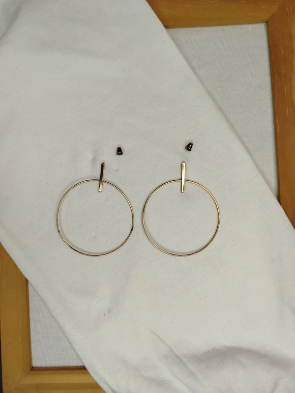 Boucle d'oreille dorée cercle Géométrique - 5 cm diamètre - photo numéro 5