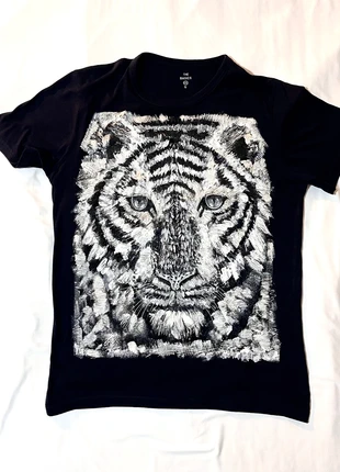 Customized White Tiger T-shirt , marque: C&A, état: Très bon état, taille: S, 7,99 €, 9,09 € Protection acheteurs incluse