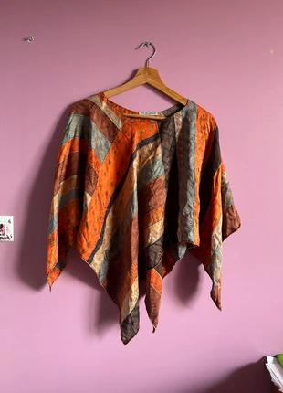 Haut châle hippie coloré en soie, brand: SOIE, condizioni: Nuovo senza cartellino, taglia: M / IT 42 / EU 38, €31.00, €33.25 include la Protezione acquisti