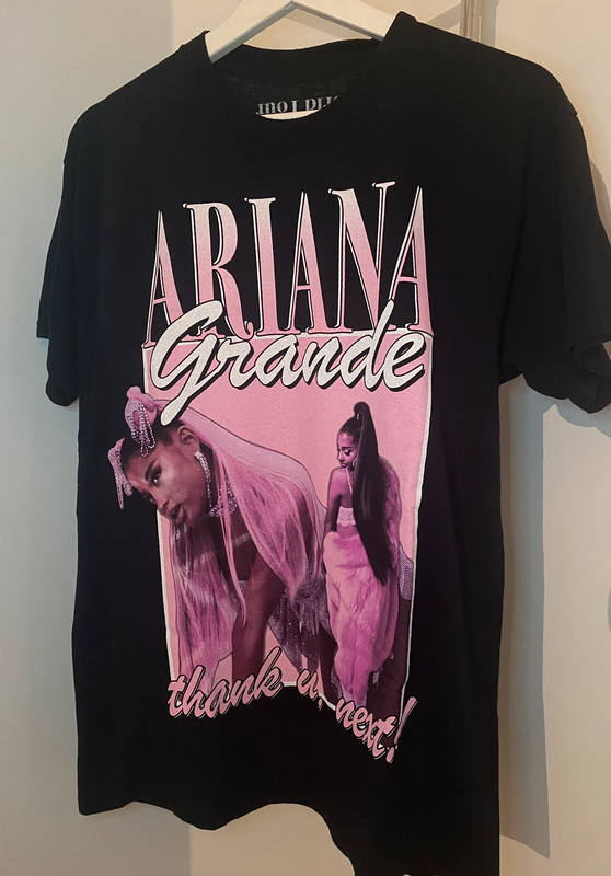 Original Ariana Grande Sweetener Tour T-Shirt Merch | Vinted