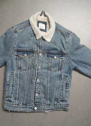 Veste en jeans Bershka Taille XS, marque: Bershka, état: Très bon état, taille: XS, 15,00 €, 16,45 € Protection acheteurs incluse