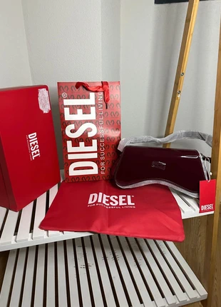 DIESEL burgundy patent shoulder bag trendy vintage shiny NWT designer streetwear evening party, marca: Diesel, estado: Nuevo con etiquetas, 109,99 €, 116,19 € Protección al comprador incluida