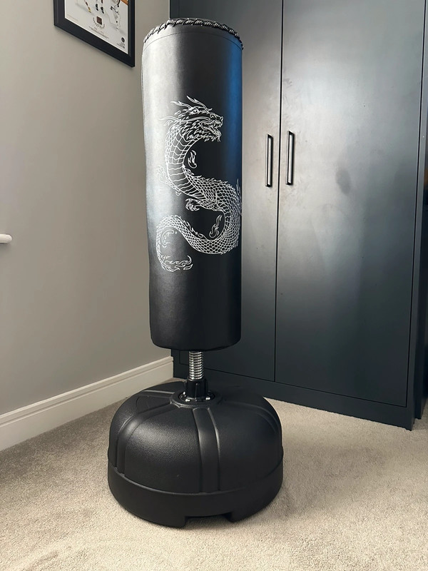 4ft Free Standing Punch Bag For Kids  2