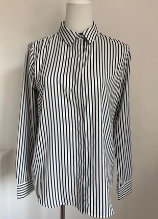 Chemise femme à rayures marine blanc h&m en très bon état taille 36/S, marque: H&M, état: Très bon état, taille: S / 36 / 8, 8,00 €, 9,10 € Protection acheteurs incluse