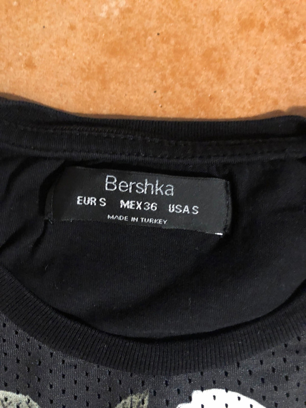 T-shirt Bershka  2