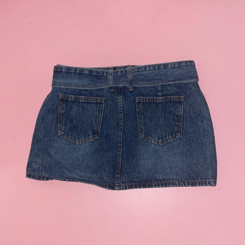 SHEIN Pocket Patched Belted Denim Mini Skirt 2