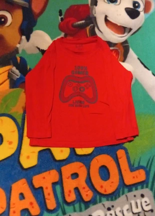 Haut manche, brand: La Halle, condizioni: Ottime, taglia: 3 anni / 98 cm, €1.50, €2.28 include la Protezione acquisti