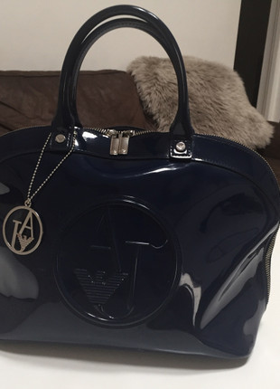 Sac armani 2024 jeans vernis prix