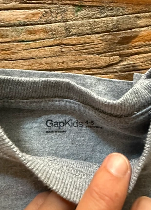 T-shirt Gap 4/5 anni, marke: GAP, zustand: Sehr gut, größe: 5 Jahre / 110, 2,00 €, 2,80 € inklusive Vinted-Käuferschutz