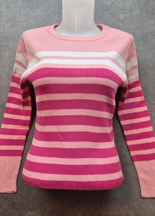Pull d'hiver col rond Tommy Hilfiger rose et blanc taille M, marque: Tommy Hilfiger, état: Très bon état, taille: M / 38 / 10, 7,00 €, 8,05 € Protection acheteurs incluse