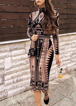 Vestido ajustado midi estampado étnico - Black & Nude Tribal Print Dress - Robe Ethnique, merk: Altea, staat: Heel goed, maat: S / 36 / 8, € 12,00, € 13,30 inclusief Kopersbescherming