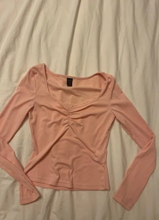 Manche longue rose coquette, marke: Shein, zustand: Sehr gut, größe: XS / 34 / 6, 3,50 €, 4,38 € inklusive Vinted-Käuferschutz