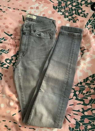 Jeans gris, marque: Vintage Dressing, état: Neuf sans étiquette, taille: XXS / 32 / 4, 5,00 €, 5,95 € Protection acheteurs incluse