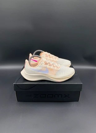 Nike Pegasus 37, marque: Nike, état: Très bon état, taille: 39, 55,00 €, 58,45 € Protection acheteurs incluse