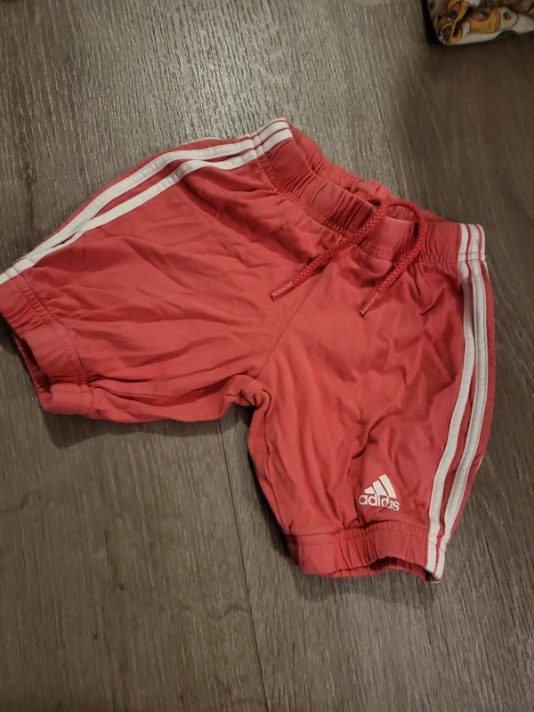 Short 3/4 ans