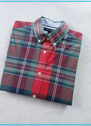 Chemise manches longues Tommy Hilfiger - Carreaux écossais - Logo brodé - Taille M, marque: Tommy Hilfiger, état: Très bon état, taille: M, 16,00 €, 17,50 € Protection acheteurs (Pro) incluse