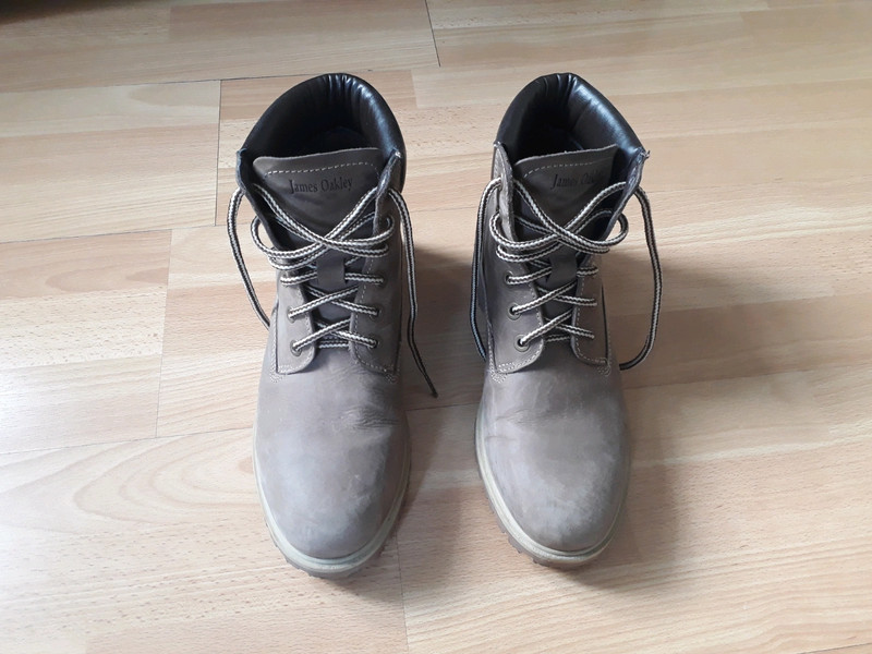 Oakley boots -