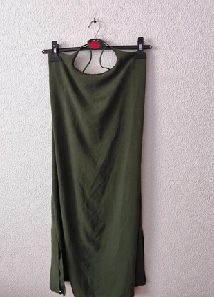 Vestido verde escuro, largo e com alças cruzadas nas costas 💚 Tamanho único, marque: Local, état: Très bon état, taille: Taille unique, 5,00 €, 5,95 € Protection acheteurs incluse