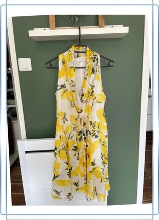 Robe d’été | Fluide | Molly Bracken | Taille S / 36 / 8 | Citrons, marke: Molly Bracken, zustand: Sehr gut, größe: S / 36 / 8, 15,00 €, 16,45 € inklusive Vinted-Käuferschutz