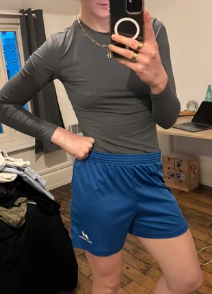 Short technique sport, merk: ProSports, staat: Heel goed, maat: S / 36 / 8, € 5,00, € 5,95 inclusief Kopersbescherming