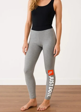Nike Legging gris, Taille S - Bon etat, brand: Nike, condition: Very good, size: S / 36 / 8, €20.00, €21.70 includes Buyer Protection