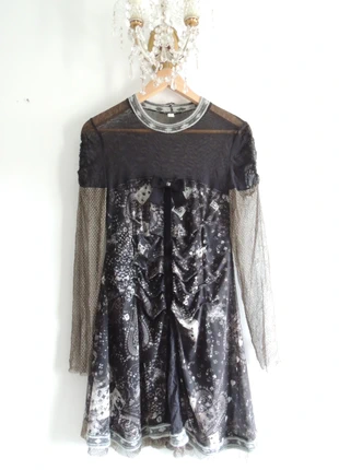 Robe Garella, brand: Garella, condizioni: Ottime, taglia: L / IT 44 / EU 40, €12.00, €13.30 include la Protezione acquisti