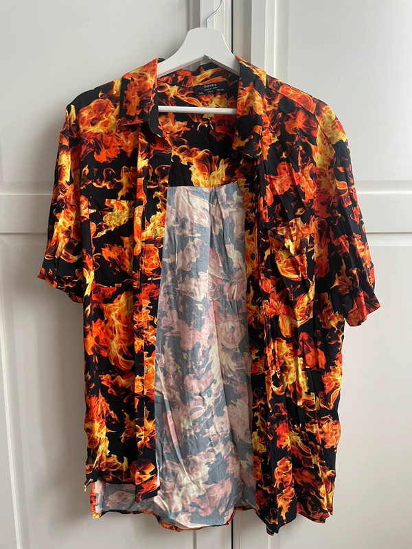 Camisa fuego Bershka Vinted