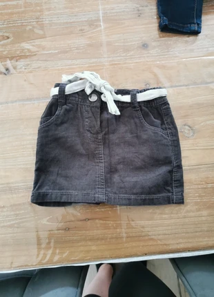 Jupe velours, marke: TAO, zustand: Sehr gut, größe: 9-12 Monate / 74, 1,50 €, 2,28 € inklusive Vinted-Käuferschutz