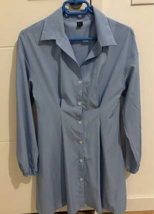 Robe chemise bleu clair, marke: Shein, zustand: Sehr gut, größe: M / 38 / 10, 4,00 €, 4,90 € inklusive Vinted-Käuferschutz