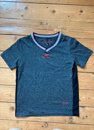 T-shirt de sport pour enfants, marke: Pro Touch, zustand: Sehr gut, größe: 10 Jahre / 140, 2,00 €, 2,80 € inklusive Vinted-Käuferschutz