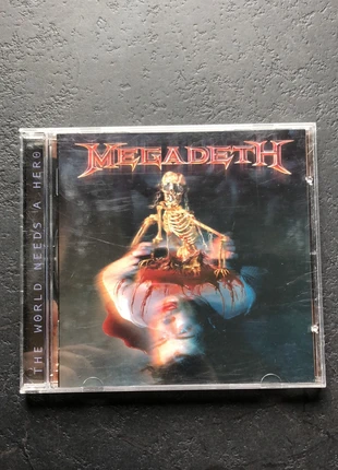 Cd Megadeth - the world needs a hero , zustand: Gut, 5,00 €, 5,95 € inklusive Vinted-Käuferschutz