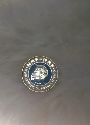 Pin's VInTAge 🐯 Naf Naf 90's, brand: Naf Naf, condition: Very good, €5.00, €5.95 includes Buyer Protection