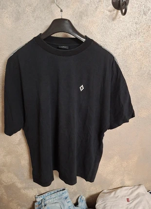 Marcelo Burlon T-shirt Maniche Dettagliate Taglia M Oversize, brand: Marcelo Burlon, condizioni: Ottime, taglia: M, €80.00, €84.70 include la Protezione acquisti