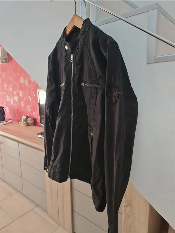 Blouson / Veste neuf demie saison taille S esprit Rock'n Roll - photo numéro 5