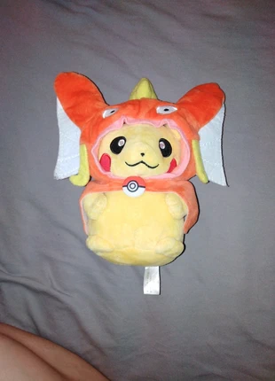 Pikachu Pretend Magikarp Plush, brand: Pokémon, condizioni: Ottime, taglia: Taglia unica, €12.00, €13.30 include la Protezione acquisti