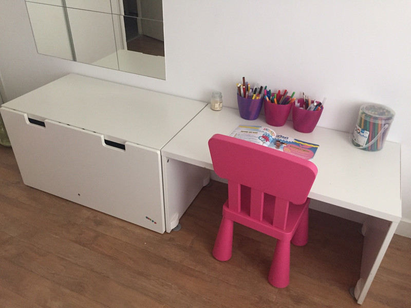 romantisch Scarp Handschrift Bureau enfant fille IKEA avec chaise - Vinted