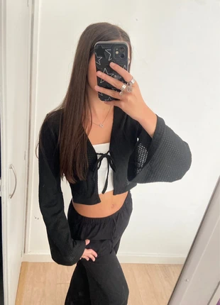 Blouse noire, marque: Boutique indépendante, état: Neuf sans étiquette, taille: S / 36 / 8, 9,00 €, 10,15 € Protection acheteurs incluse