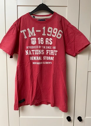 T-shirt JBC de couleur rouge , marque: JBC, état: Très bon état, taille: S, 2,00 €, 2,80 € Protection acheteurs incluse