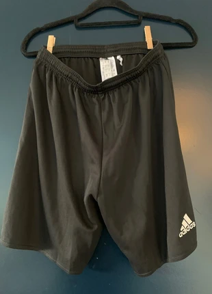 Dun sportbroekje Adidas, merk: adidas, staat: Goed, maat: M, € 2,00, € 2,80 inclusief Kopersbescherming