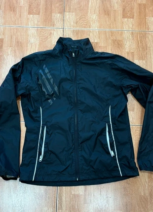 Adidas impermeable T.M negro, merk: adidas, staat: Goed, maat: M / 38 / 10, € 5,00, € 5,95 inclusief Kopersbescherming