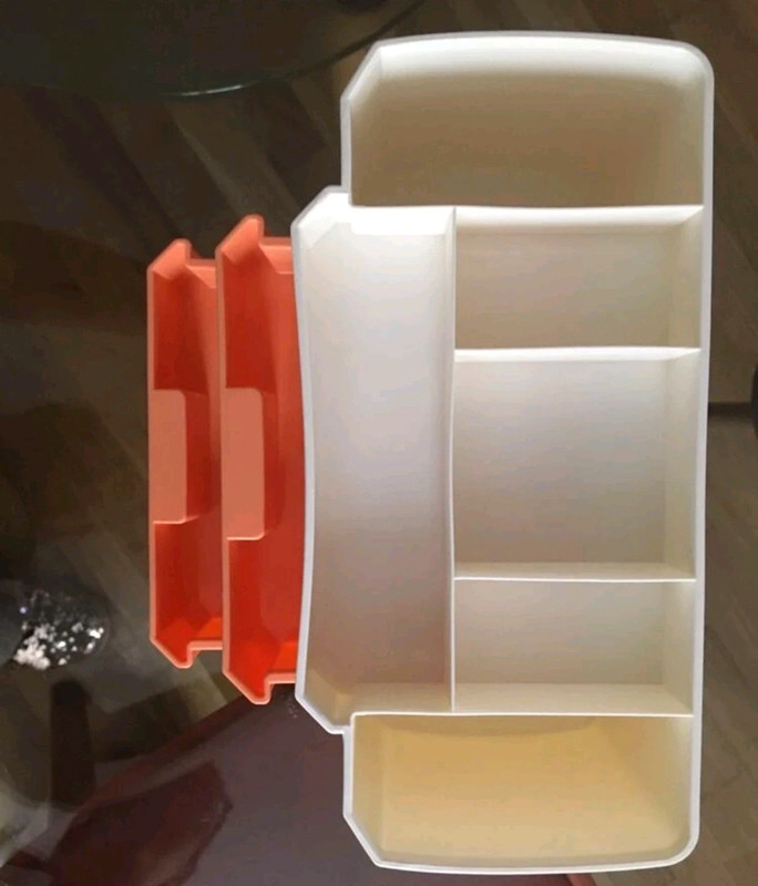 Porta trucchi o per accessori vari in plastica