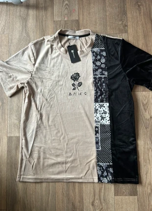 Tee-shirt bi-couleur, condition: New with tags, size: XL, €10.00, €11.20 includes Buyer Protection