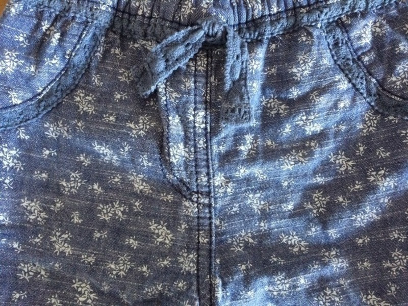 Pantalon bleu jean impression fleurs 9 - 12 mois (74 - 80cm) marque George 3