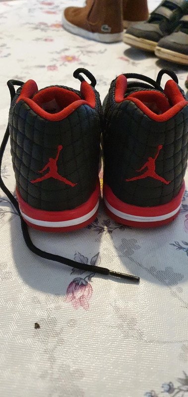 Jordan maat 27 hotsell