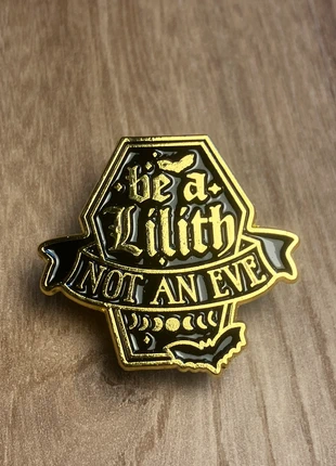 Pin’s lilith, estado: Muy bueno, 3,70 €, 4,59 € Protección al comprador Pro incluida
