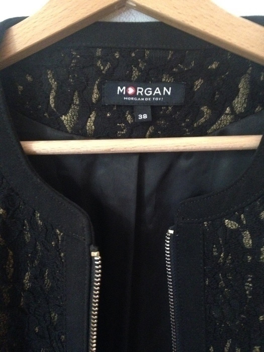 Veste noire et dorée à dentelle Morgan 4